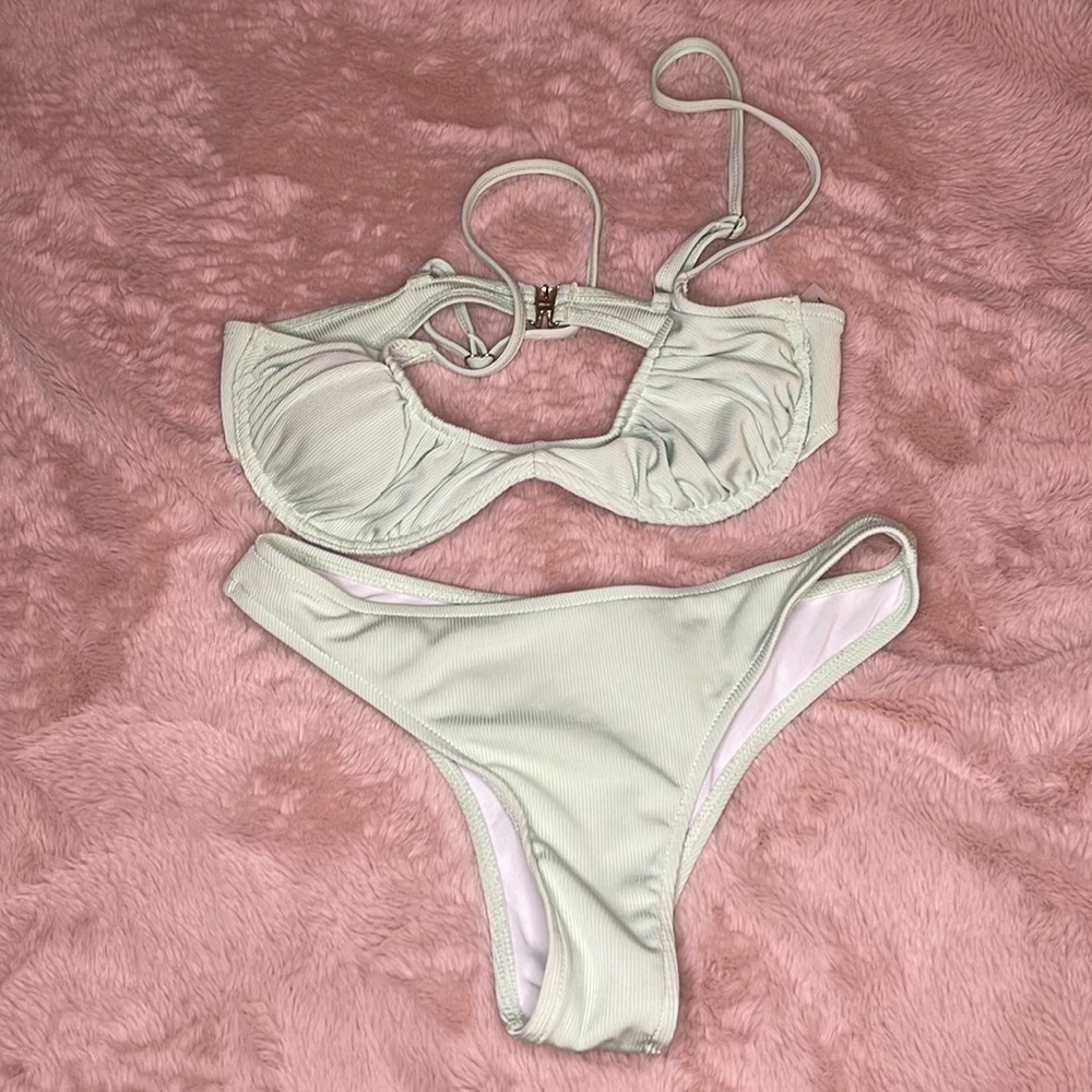 Swim suit
